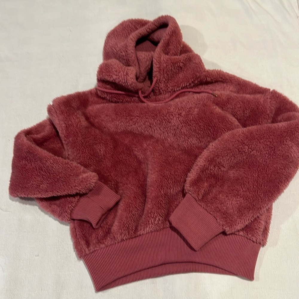 Forever 21 rose hooded pull over
